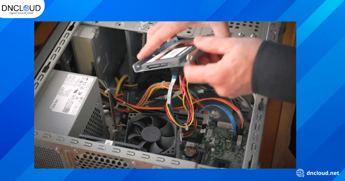 Ổ cứng là gì? Có bao nhiêu loại ổ cứng 11 Hình ảnh ổ cứng được lắp trên PC